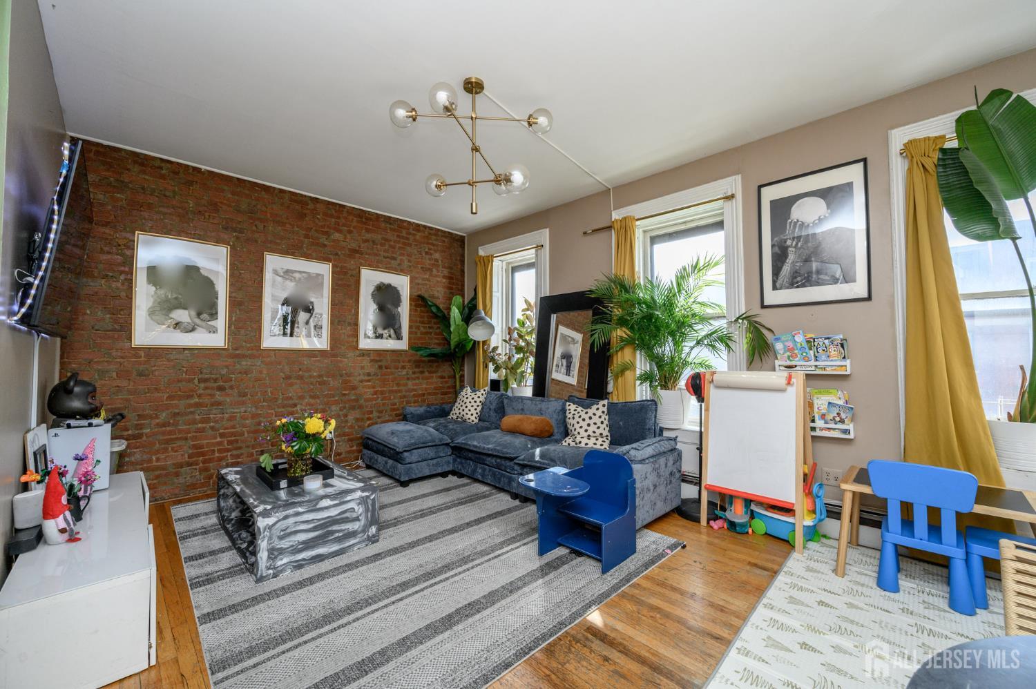 Photo 3 of House for sale at 548 Bramhall Ave, Jersey City, NJ 07304 | MLS# 2705706R | Listing updated on 2026-10-06