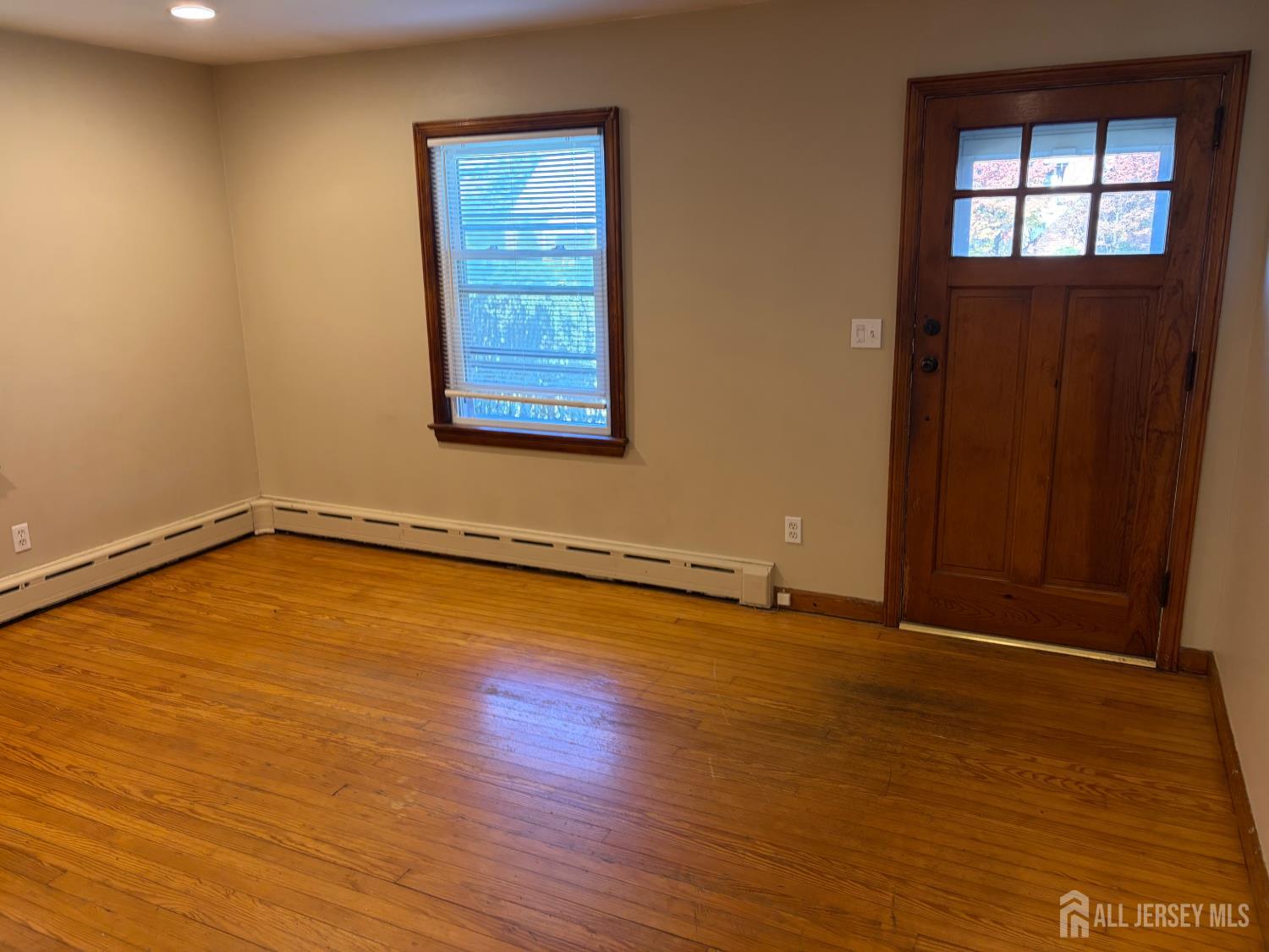 116 Giles Avenue