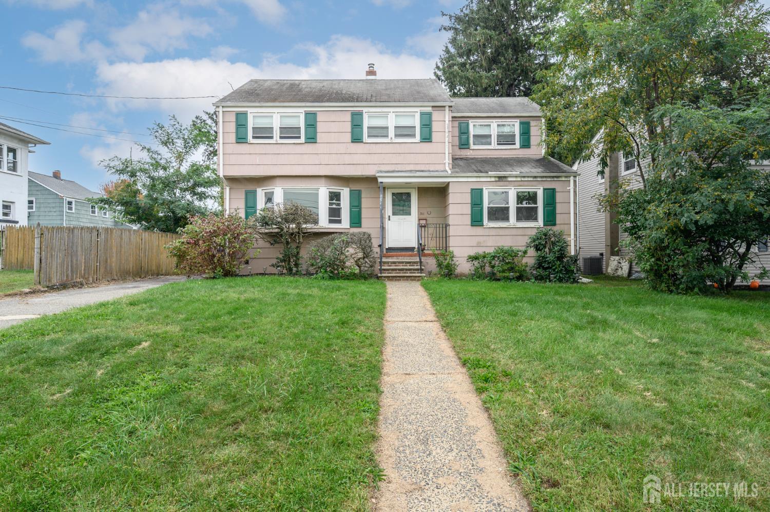 Photo 1 of Single family home for sale at 311 Oak Pkwy, Dunellen, NJ 08812 | MLS# 2705432R | Listing updated on 2026-10-09