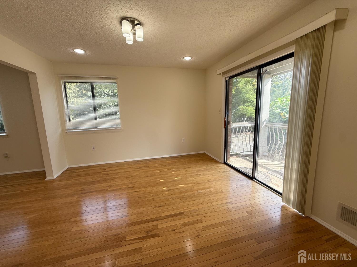 1515 Edison Glen Terrace