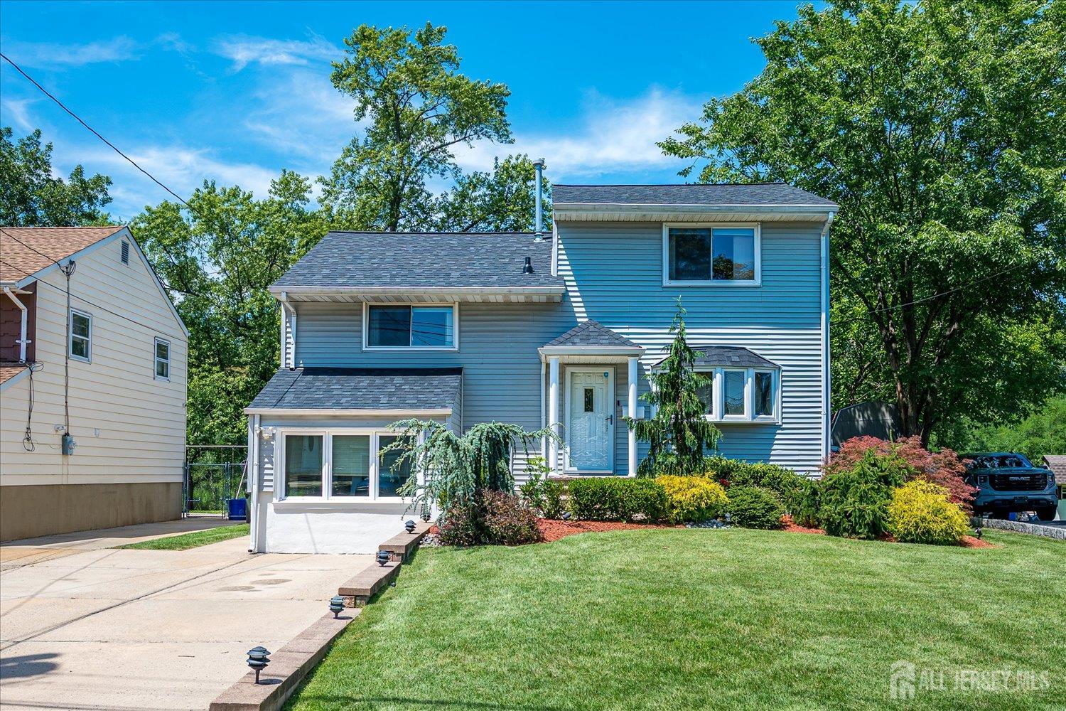 221 N Hill Road