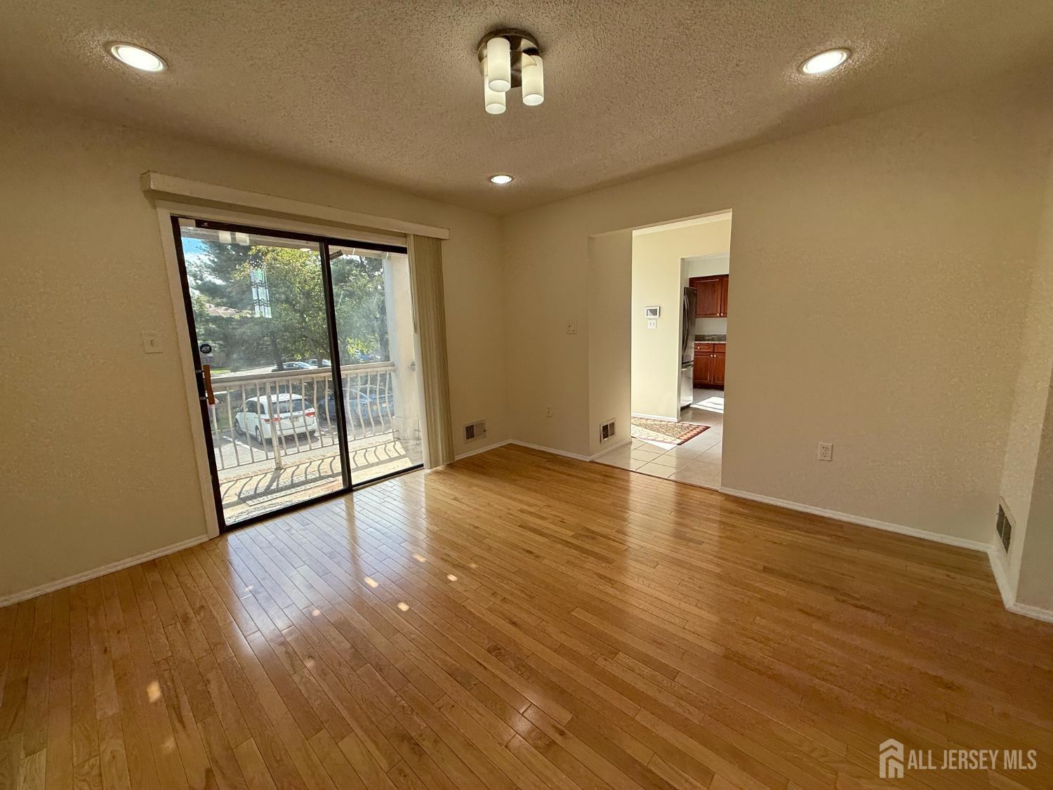 1515 Edison Glen Terrace
