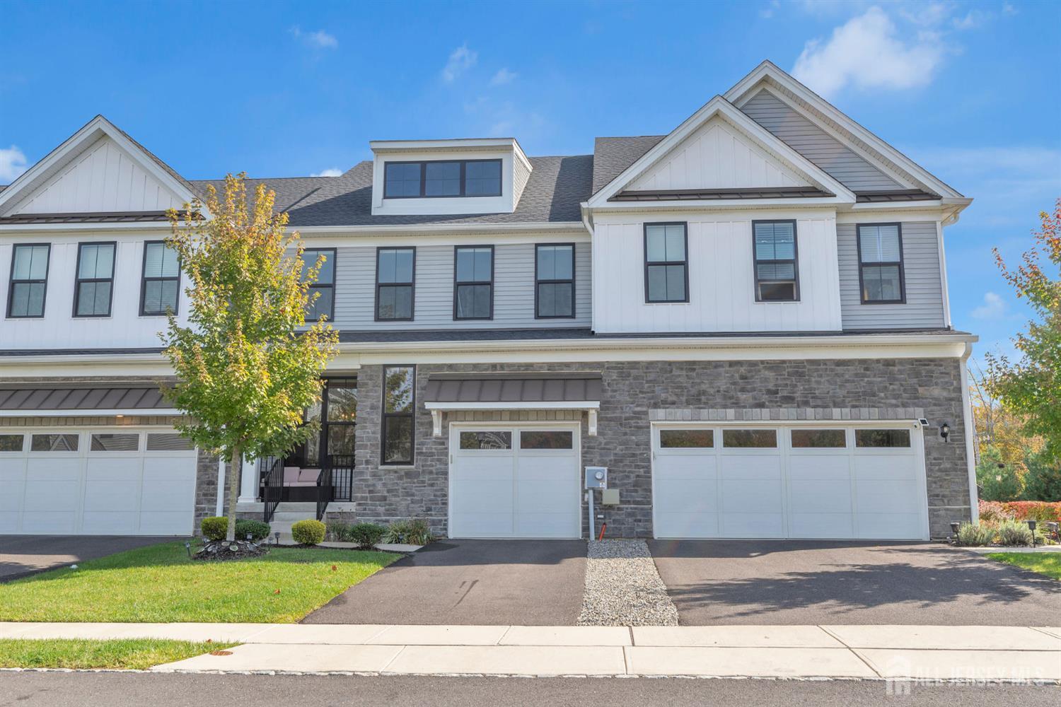 Photo 1 of Townhouse for sale at 29 Beachwood Dr, Monroe, NJ 08831 | MLS# 2705788R | Listing updated on 2026-10-10