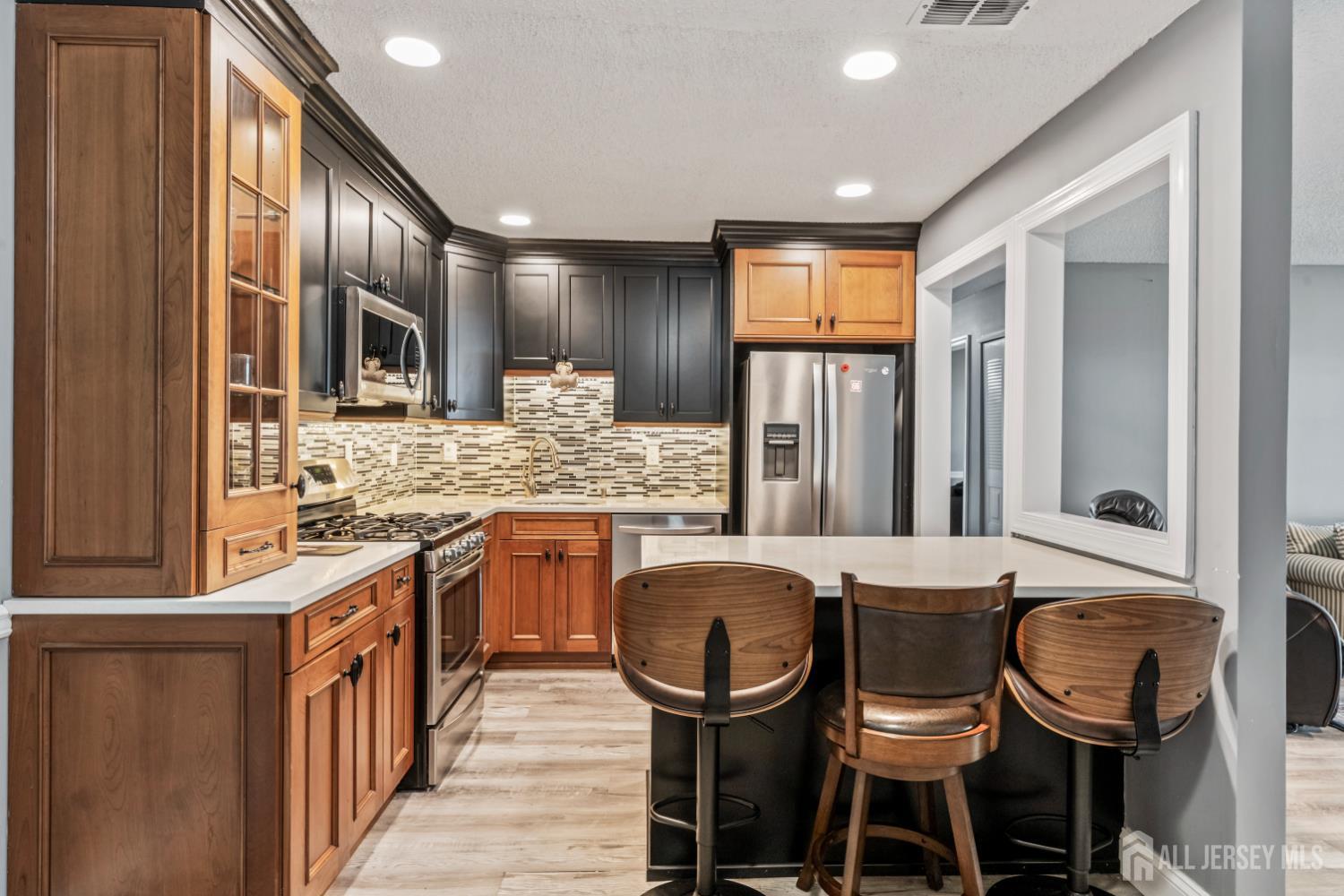 Photo 4 of Condo for sale at 271 Kempsey Dr, North Brunswick, NJ 08902 | MLS# 2705816R | Listing updated on 2026-10-10