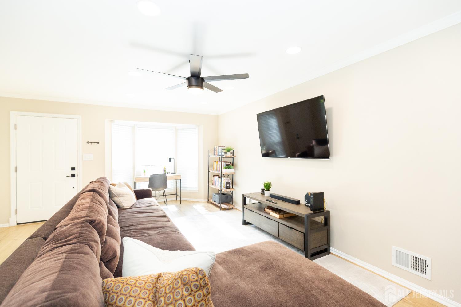 Photo 4 of Townhouse for sale at 130 Albury Way, North Brunswick, NJ 08902 | MLS# 2705692R | Listing updated on 2026-10-11