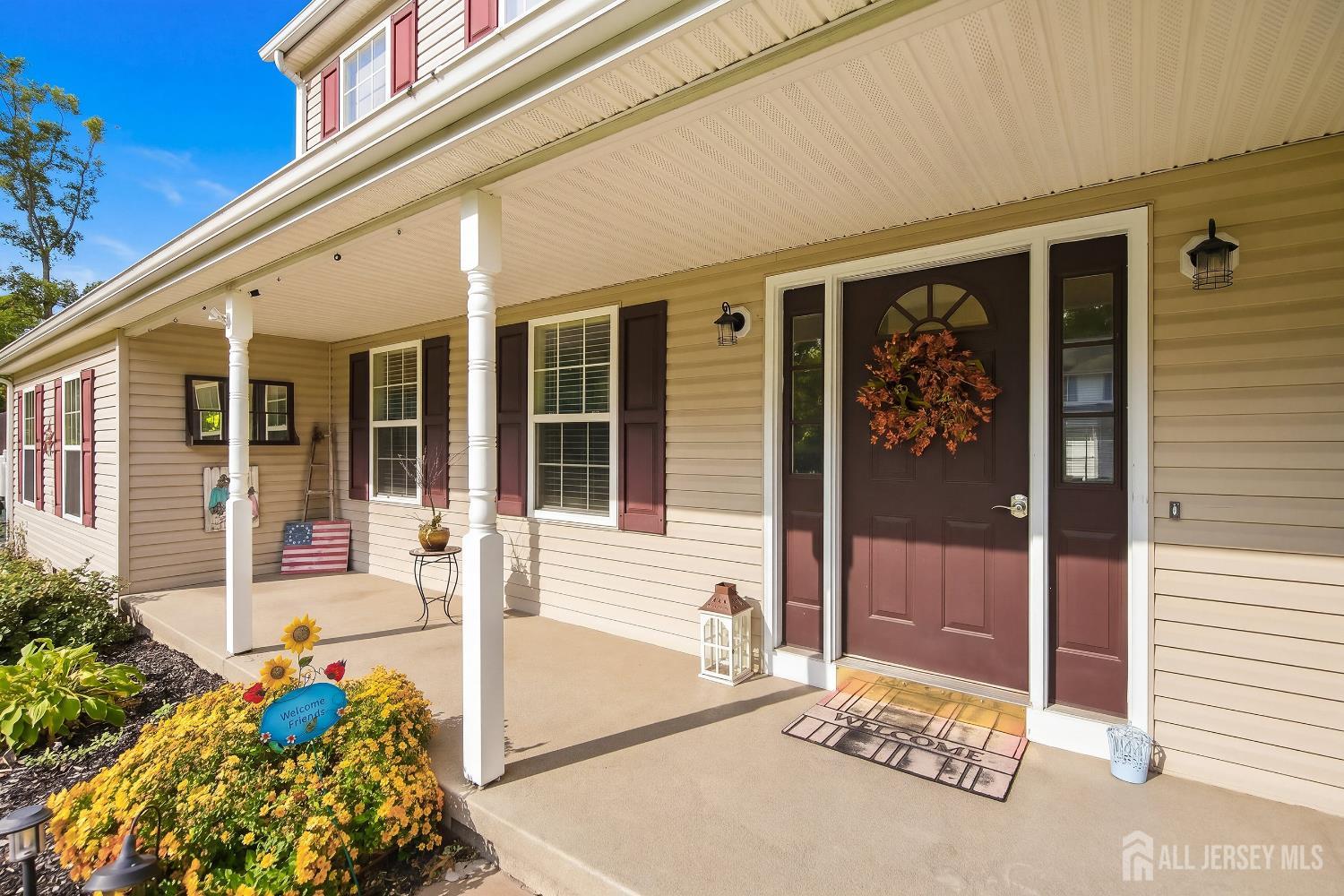 Photo 3 of Single family home for sale at 740 Evans St, Lacey, NJ 08734 | MLS# 2705764R | Listing updated on 2026-10-06