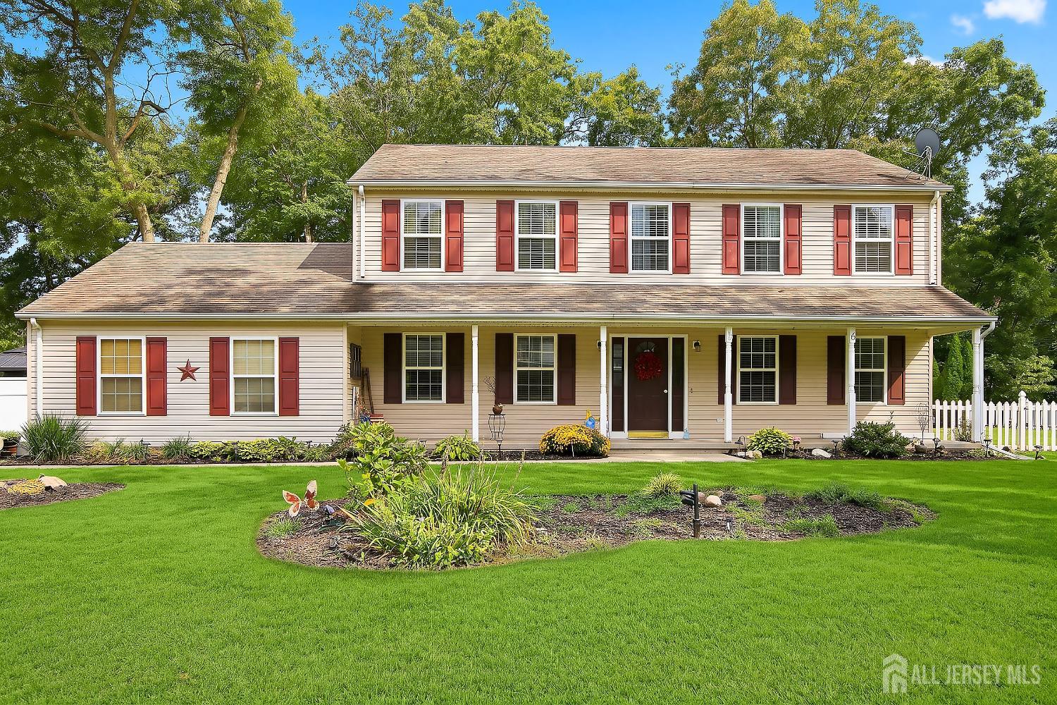 Photo 3 of Single family home for sale at 740 Evans St, Lacey, NJ 08734 | MLS# 2705764R | Listing updated on 2026-10-06