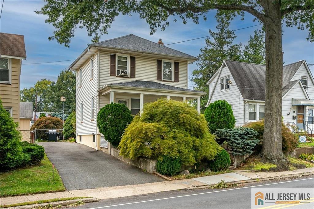 Photo 3 of Single family home for sale at 4 S Springfield Ave, Springfield, NJ 07081 | MLS# 2770643M | Listing updated on 2026-10-06