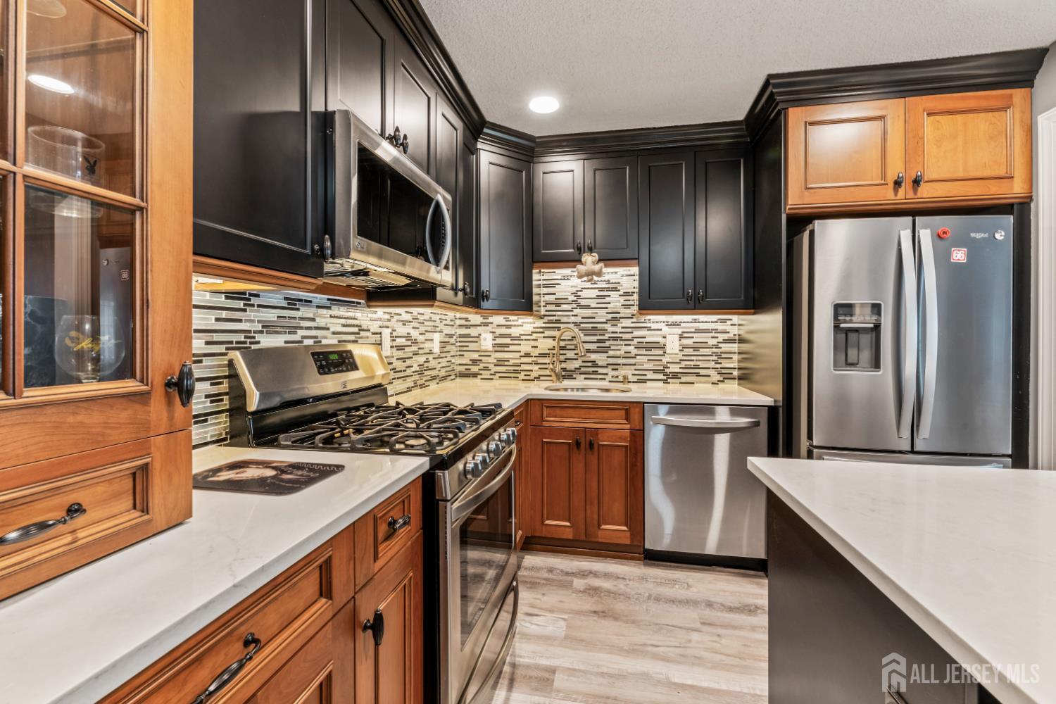 Photo 3 of Condo for sale at 271 Kempsey Dr, North Brunswick, NJ 08902 | MLS# 2705816R | Listing updated on 2026-10-10