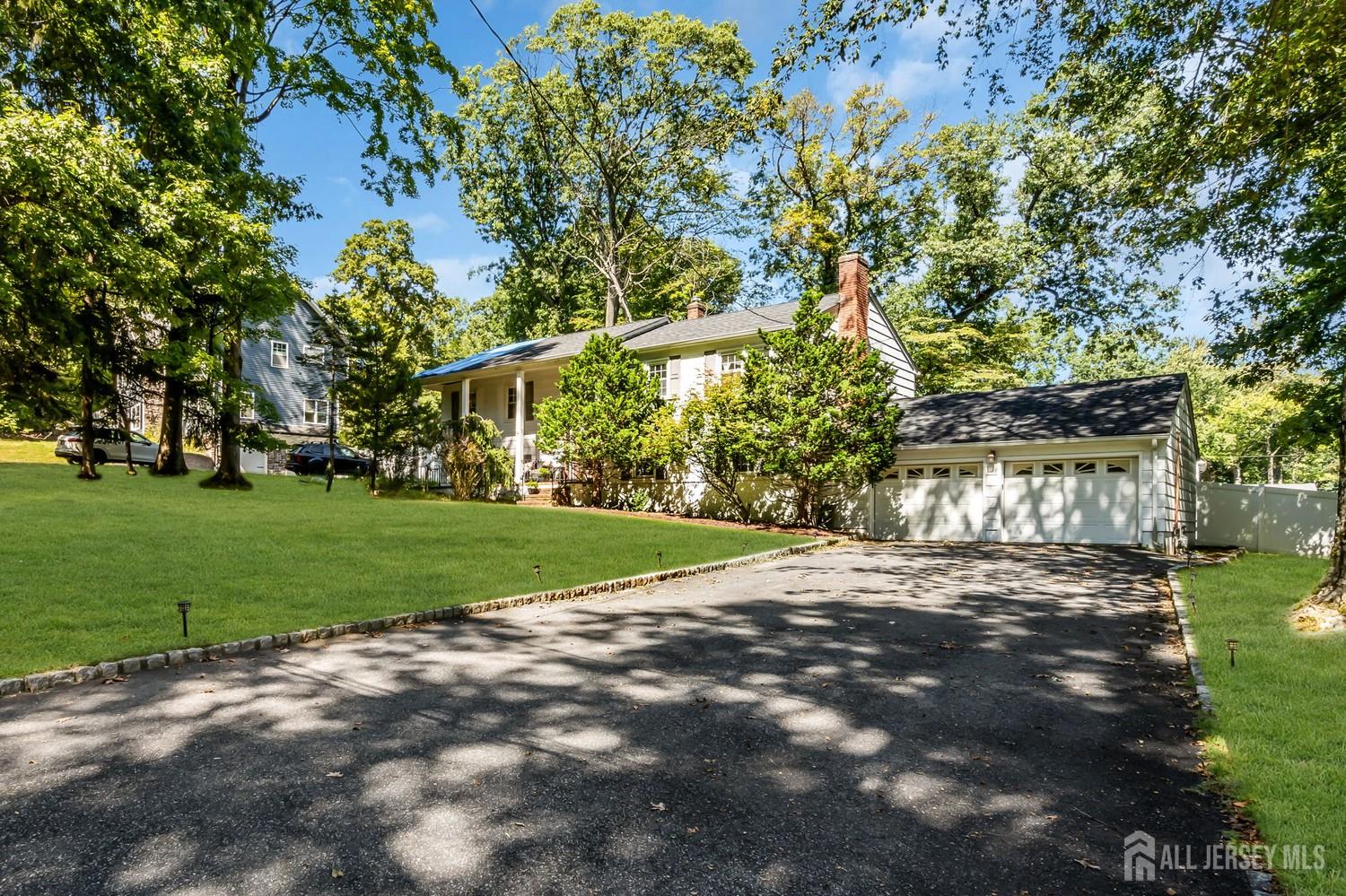 Photo 3 of Single family home for sale at 75 Dolly Rd, Parsippany Troy Hills, NJ 07054 | MLS# 2705918R | Listing updated on 2026-10-08