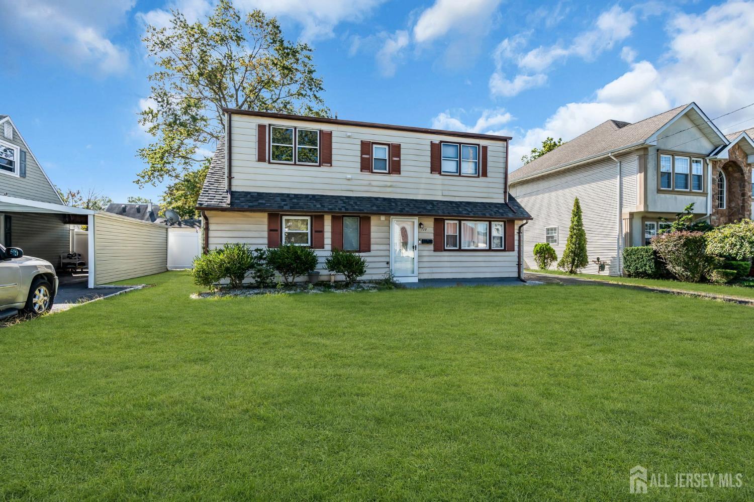 Photo 2 of Single family home for sale at 110 W Warren St Woodbridge T St, Iselin, NJ 08830 | MLS# 2705450R | Listing updated on 2026-10-09