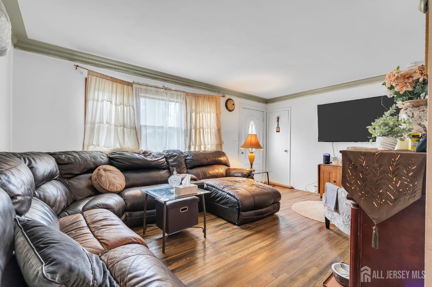 Photo 3 of Single family home for sale at 38 Susan Ln, East Brunswick, NJ 08816 | MLS# 2705204R | Listing updated on 2026-10-09
