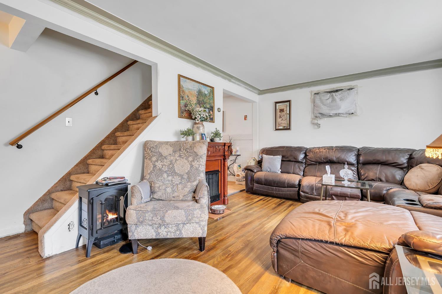 Photo 3 of Single family home for sale at 38 Susan Ln, East Brunswick, NJ 08816 | MLS# 2705204R | Listing updated on 2026-10-09