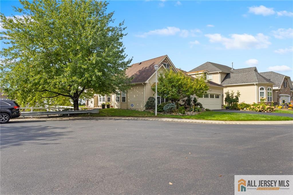 Photo 3 of Single family home for sale at 48 Merlot Ct, Monroe, NJ 08831 | MLS# 2770648M | Listing updated on 2026-10-08