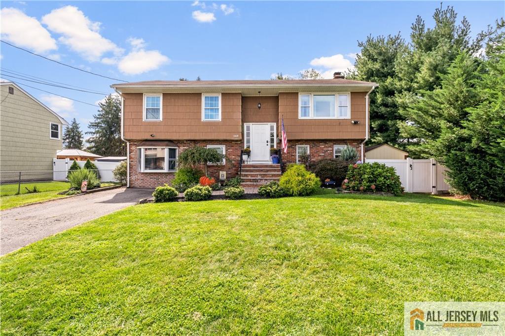 260 Pearl Place