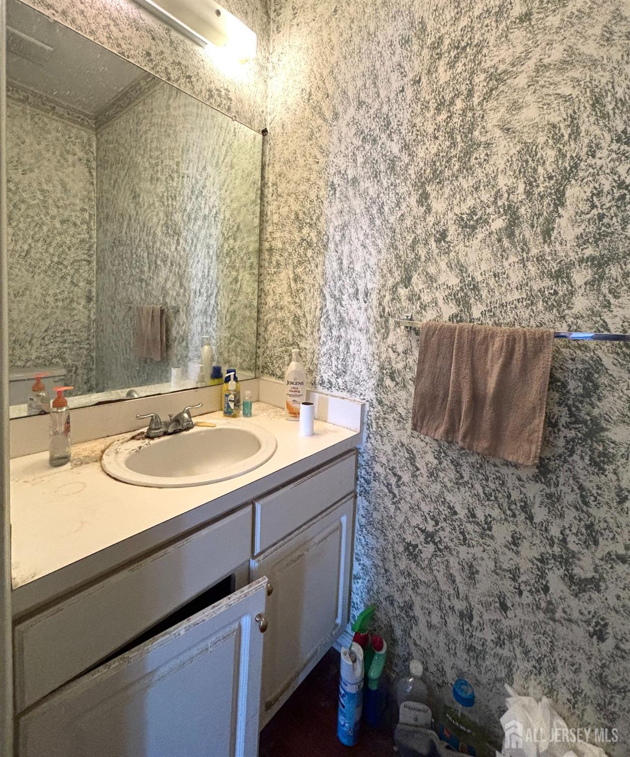 Photo 2 of Townhouse for sale at 1206 Blossom Cir, Dayton, NJ 08810 | MLS# 2705864R | Listing updated on 2026-10-09