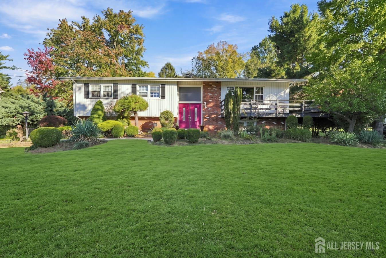 Photo 1 of Single family home for sale at 26 Chandler Rd, Edison, NJ 08820 | MLS# 2705616R | Listing updated on 2026-10-09