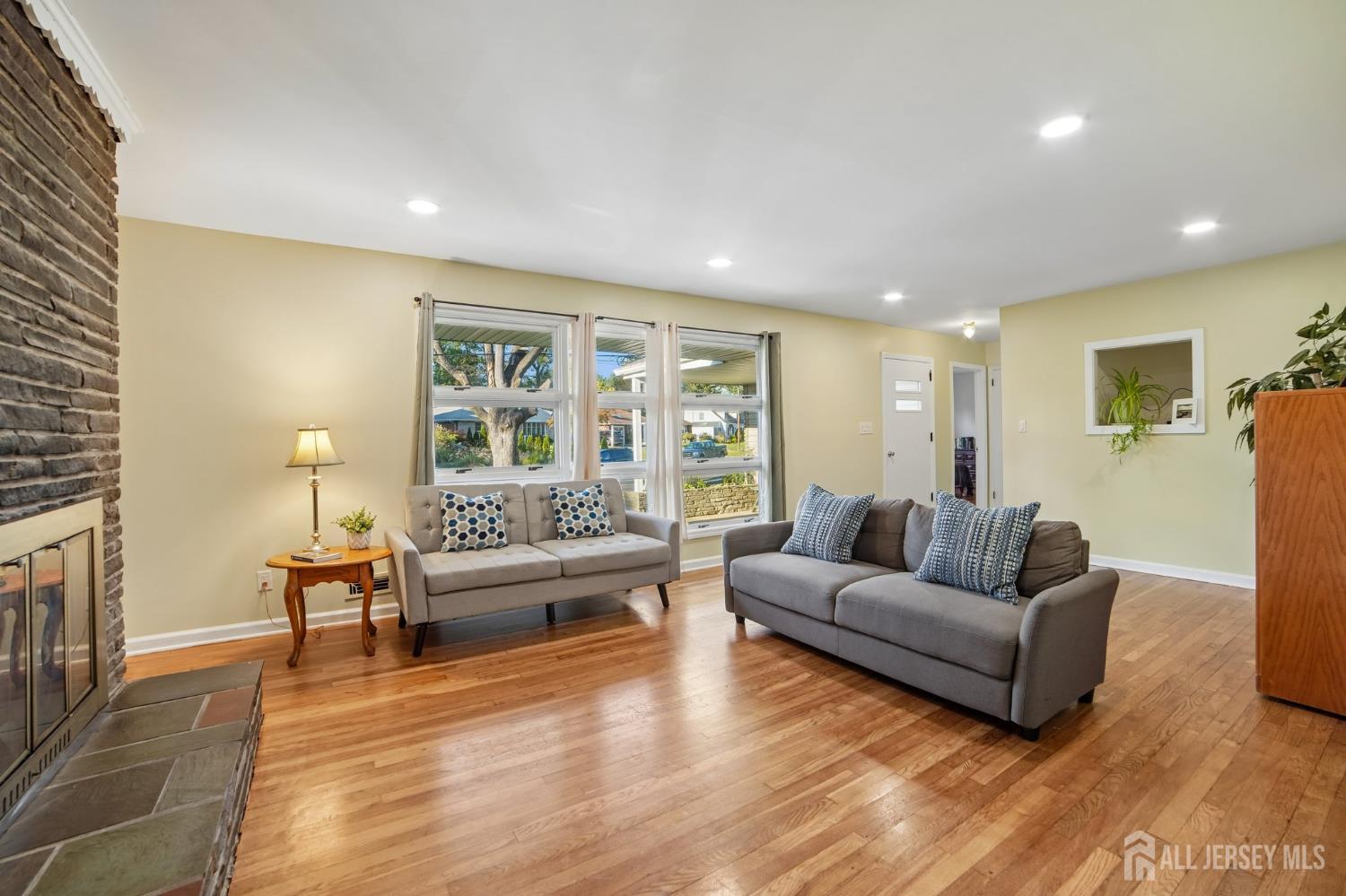 Photo 4 of Single family home for sale at 747 3rd Street, Dunellen, NJ 08812 | MLS# 2705979R | Listing updated on 2026-10-09