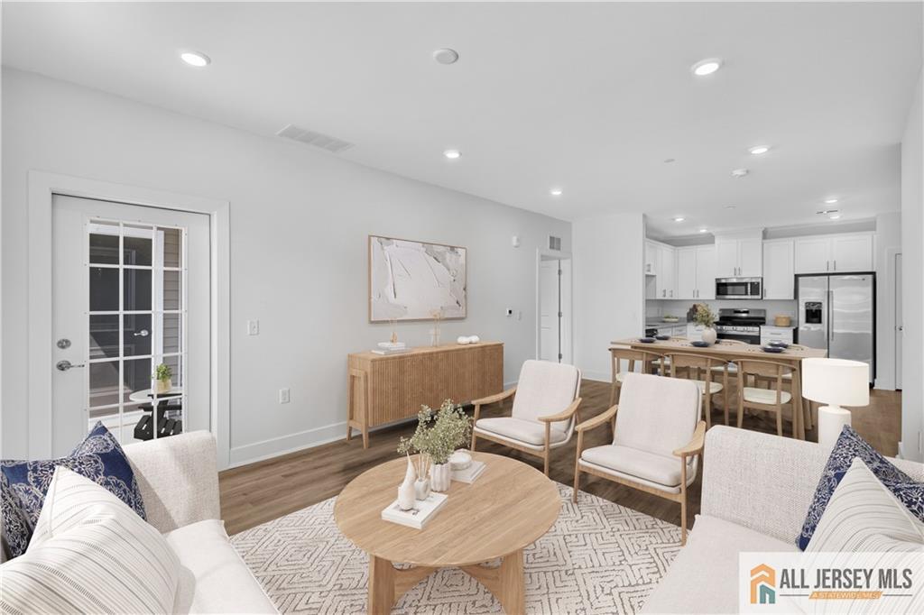 1107 Mary Ashby Way