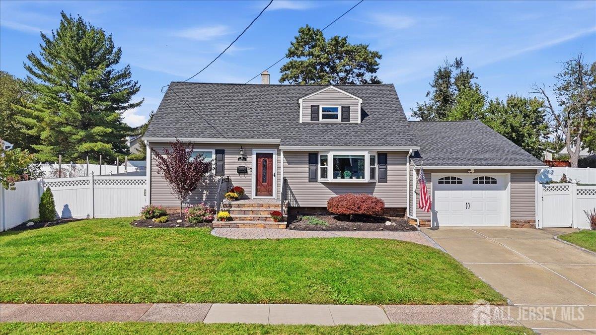 Single family home for sale at 12 Norfolk Rd, Franklin, NJ 08873 | MLS# 2705924R
