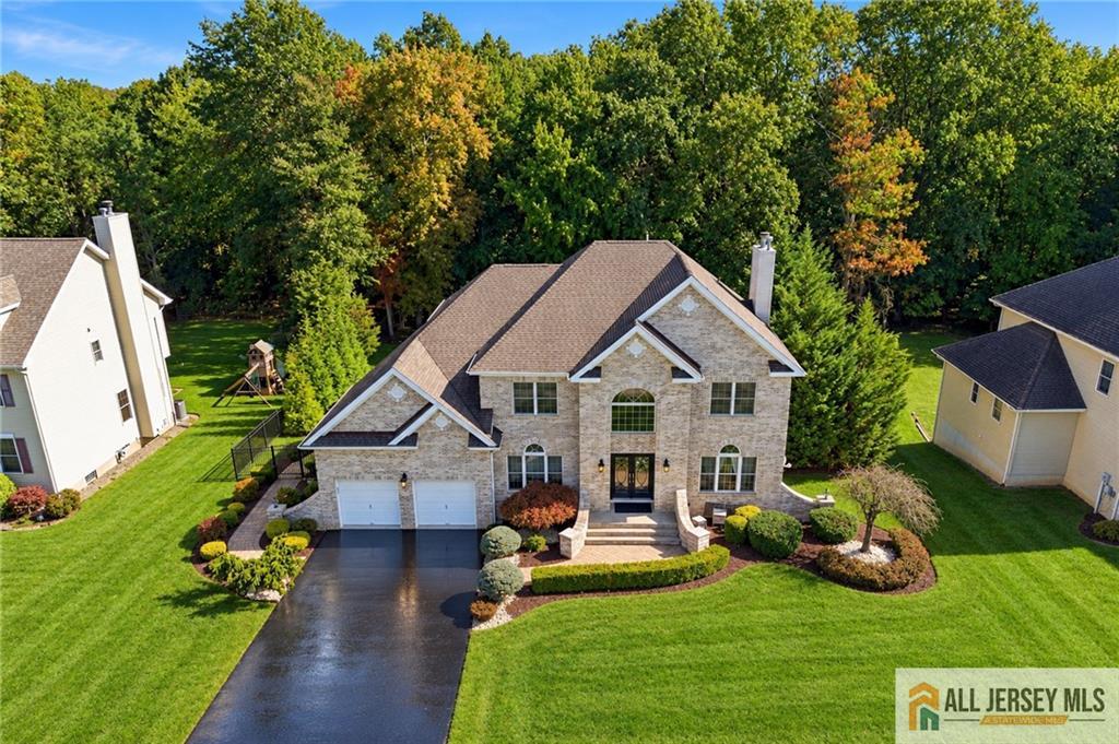Photo 3 of Single family home for sale at 10 Treetops Dr, Monroe Township, NJ 08831 | MLS# 2770704M | Listing updated on 2026-10-09