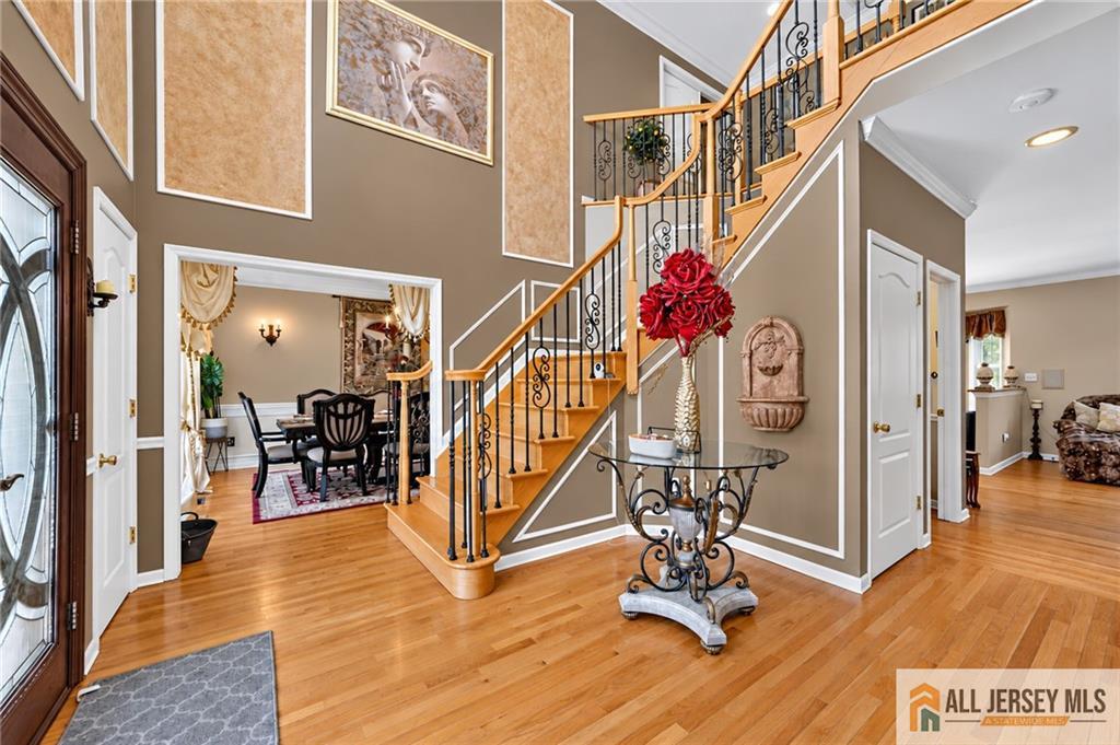 Photo 4 of Single family home for sale at 10 Treetops Dr, Monroe Township, NJ 08831 | MLS# 2770704M | Listing updated on 2026-10-09