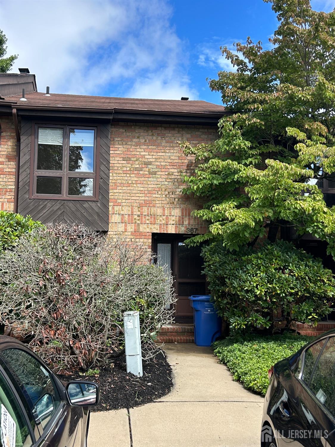 Photo 1 of Townhouse for sale at 367 Willowbrook Dr, North Brunswick, NJ 08902 | MLS# 2705777R | Listing updated on 2026-10-09