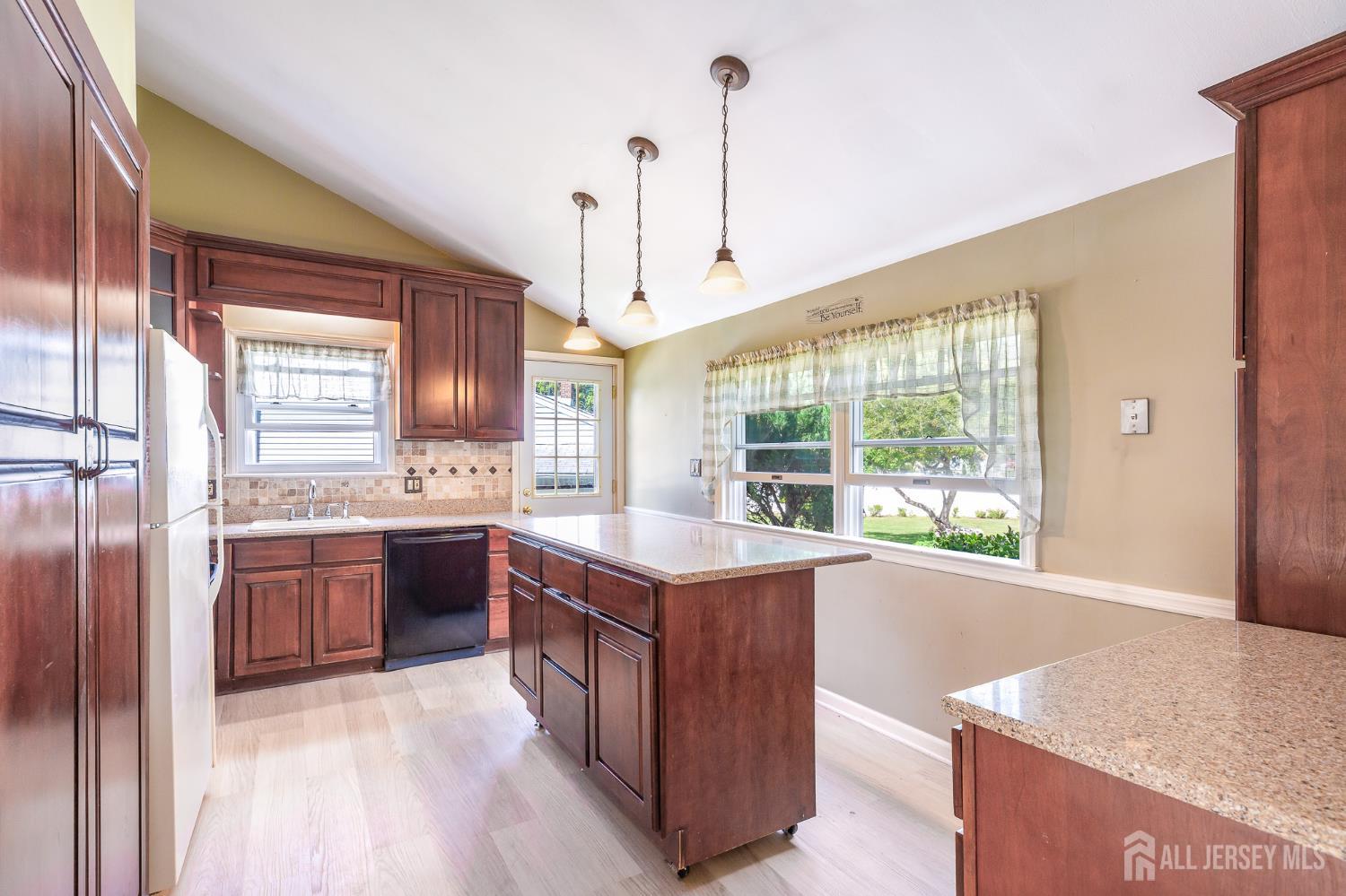Photo 4 of Single family home for sale at 233 Henry Ct, North Plainfield, NJ 07060 | MLS# 2706065R | Listing updated on 2026-10-10