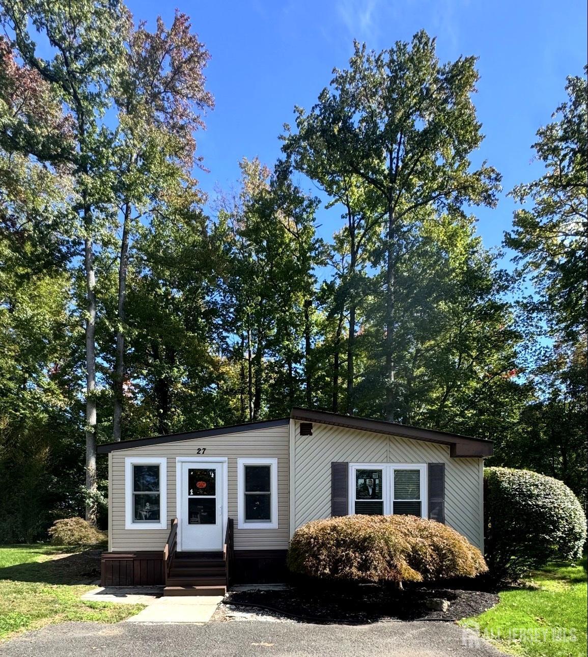 Photo 1 of Manufactured home for sale at 27 Hemming Way Dr, North Brunswick, NJ 08902 | MLS# 2704120R | Listing updated on 2026-10-09