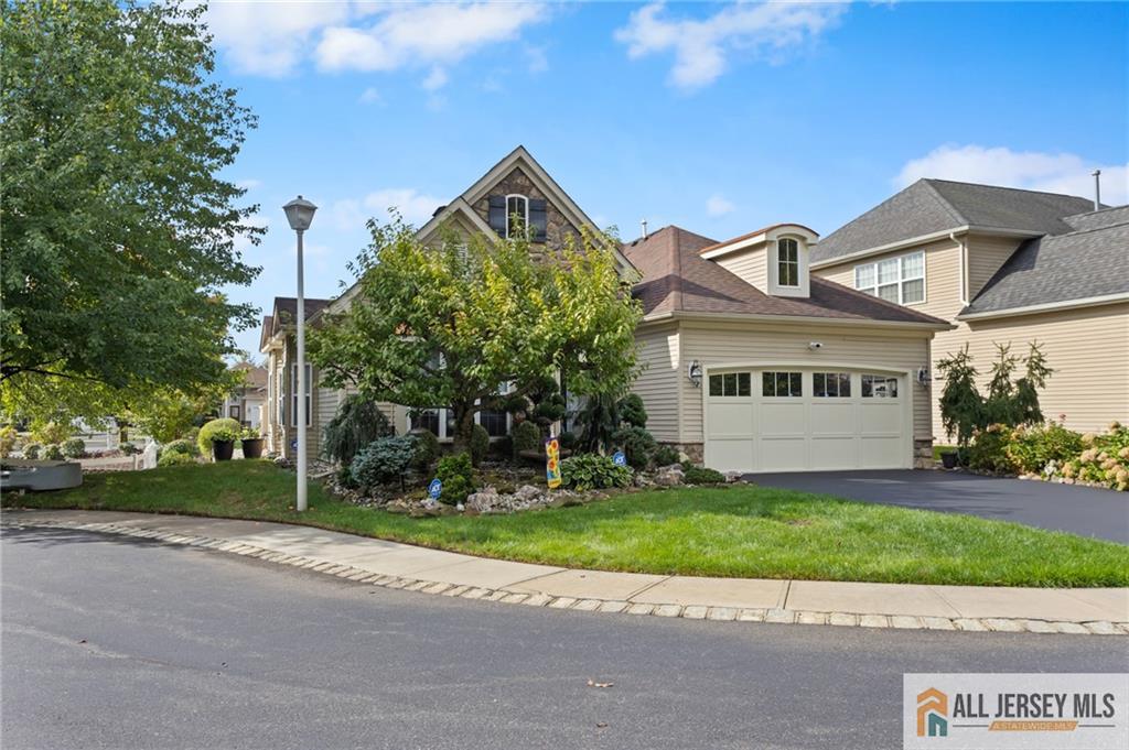 Photo 2 of Single family home for sale at 48 Merlot Ct, Monroe, NJ 08831 | MLS# 2770648M | Listing updated on 2026-10-09