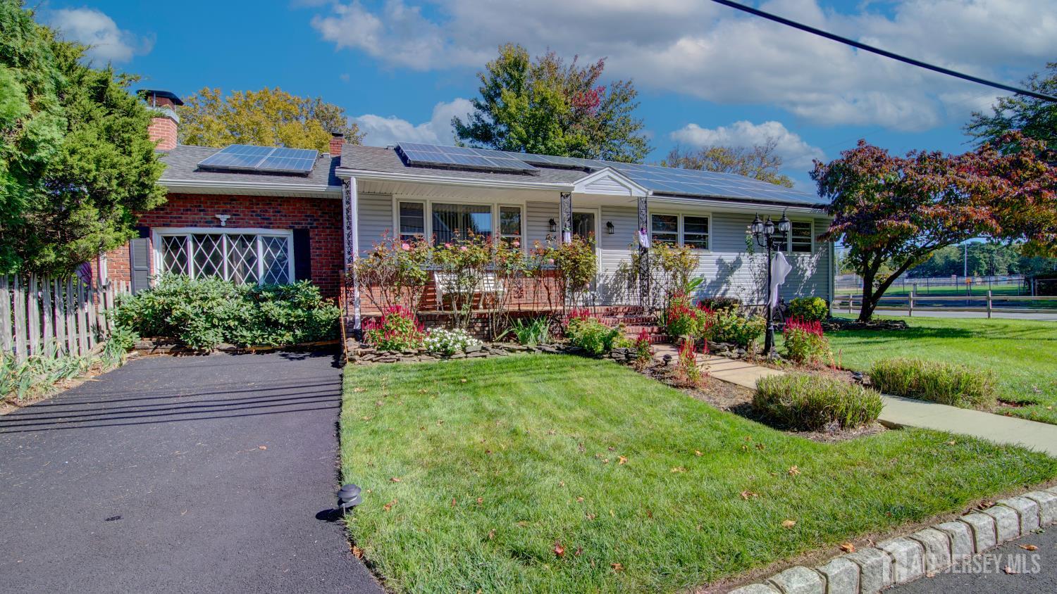 Photo 3 of Single family home for sale at 1 Jackson Ave, Sayreville, NJ 08859 | MLS# 2706099R | Listing updated on 2026-10-14