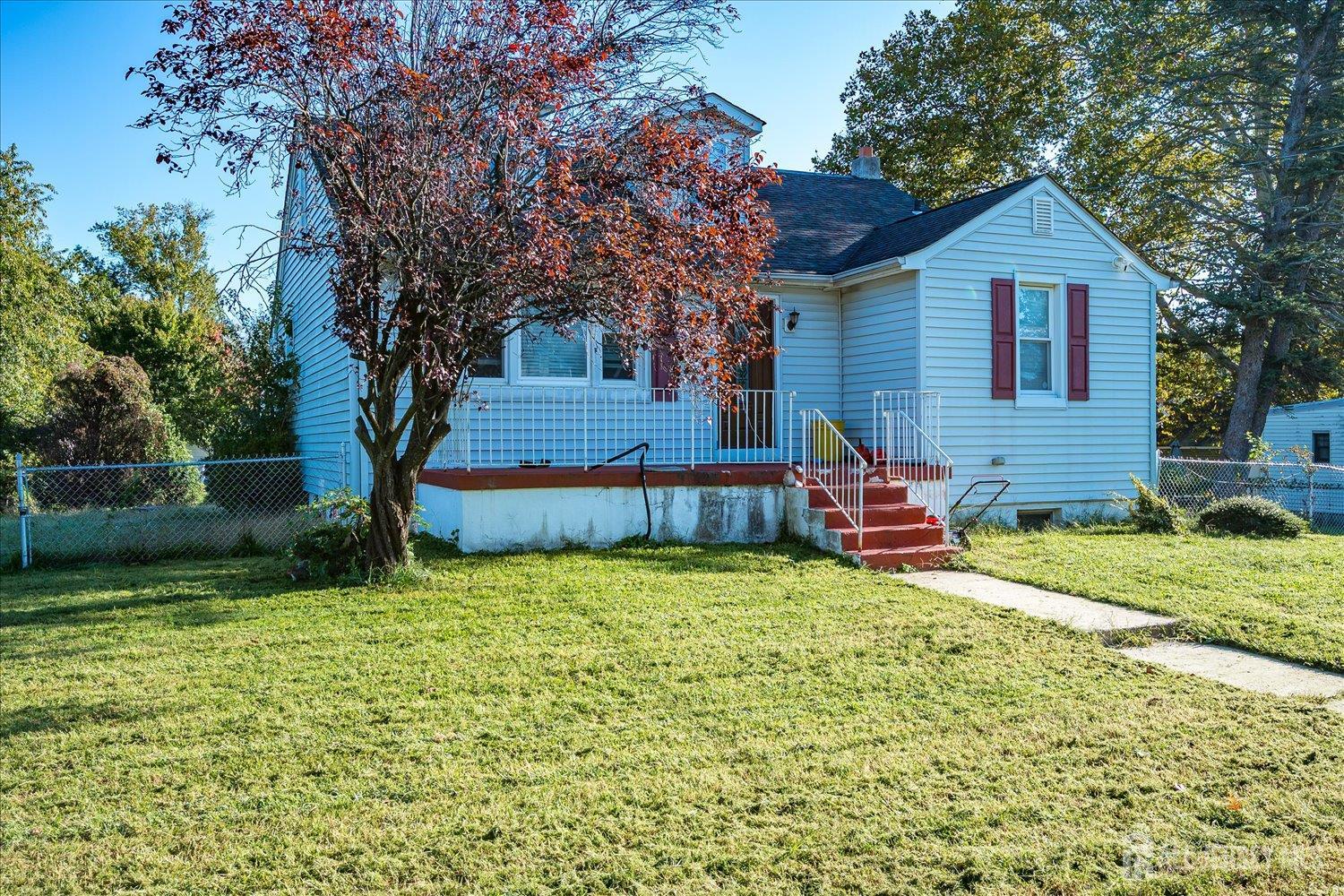 Photo 1 of Single family home for sale at 124 Albemarle Ave, Ewing, NJ 08638 | MLS# 2705669R | Listing updated on 2026-10-11