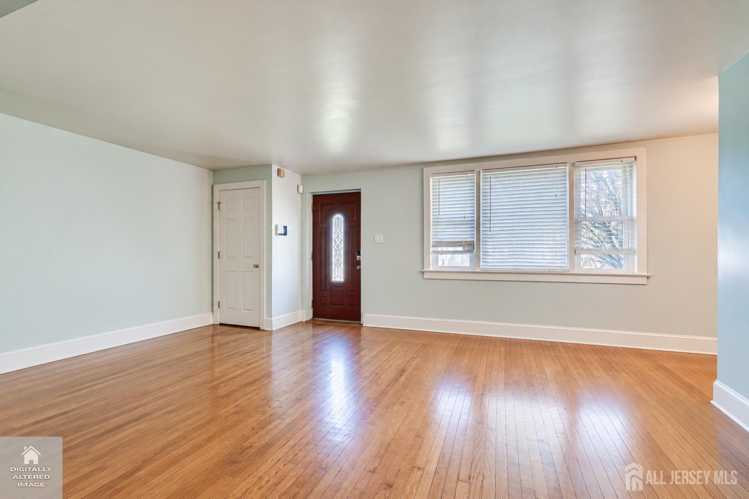 Photo 4 of Single family home for sale at 124 Albemarle Ave, Ewing, NJ 08638 | MLS# 2705669R | Listing updated on 2026-10-11