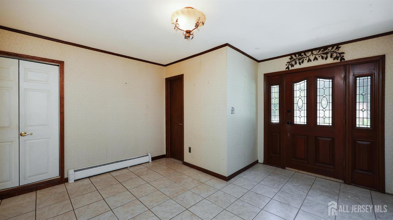 Photo 3 of Single family home for sale at 12 Nightingale St, Edison, NJ 08820 | MLS# 2706141R | Listing updated on 2026-10-13
