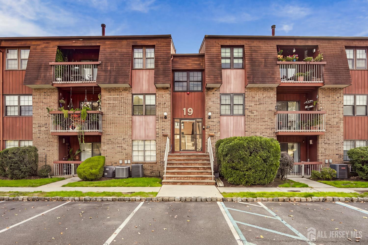 Photo 1 of Condo for sale at 218 Sierra Ct #A, Woodbridge, NJ 07095 | MLS# 2706178R | Listing updated on 2026-10-14
