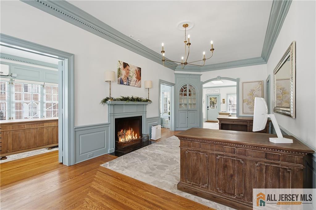 Listing photo 6