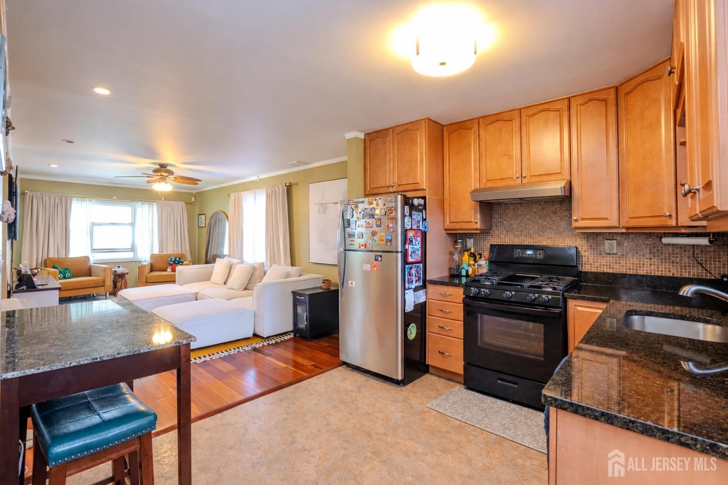 Photo 4 of Single family home for sale at 17 Melville Rd, Edison, NJ 08817 | MLS# 2703421R | Listing updated on 2026-10-14