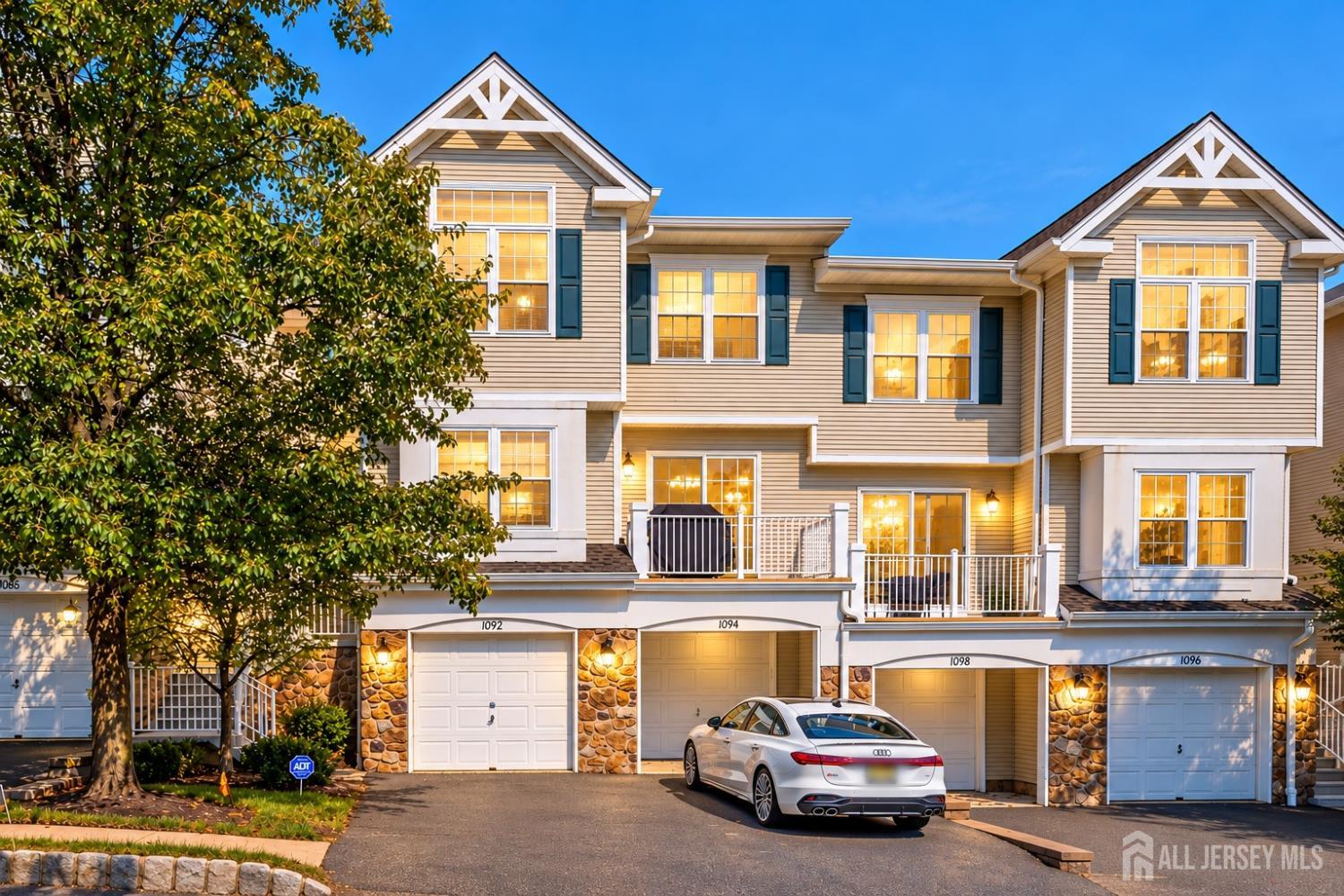 Photo 1 of Townhouse for sale at 1092 Shadowlawn Dr, Green Brook, NJ 08812 | MLS# 2705688R | Listing updated on 2026-10-14