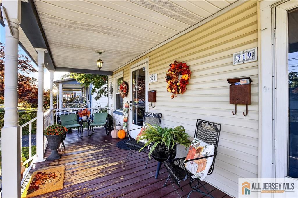 Listing photo 6