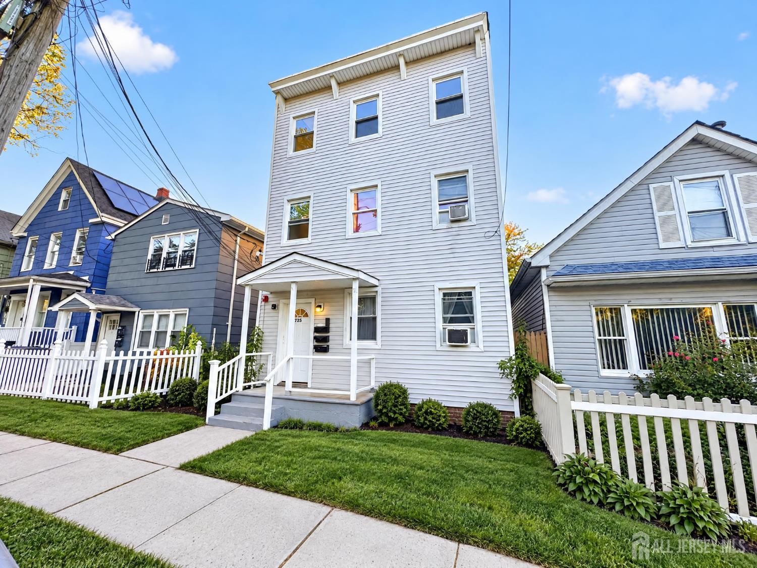 725 Parker Street #3, Perth Amboy, 08861, NJ