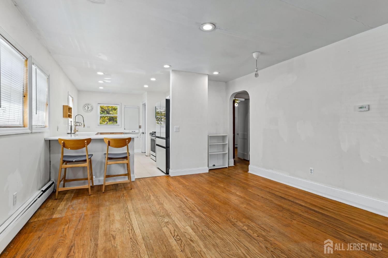 Listing photo 7
