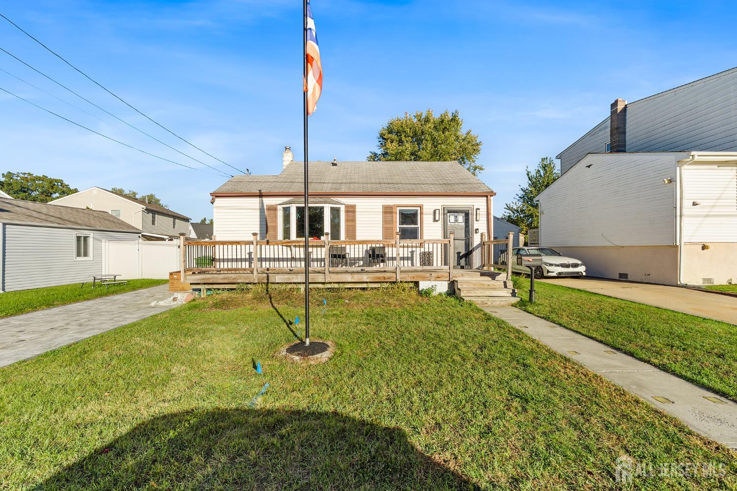 44 Eisenhower Drive, Sayreville, 08872, NJ