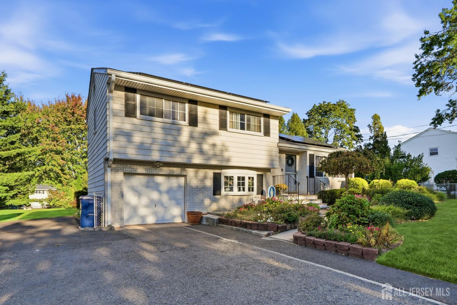 916 Green Grove Road, Neptune, 07753, NJ