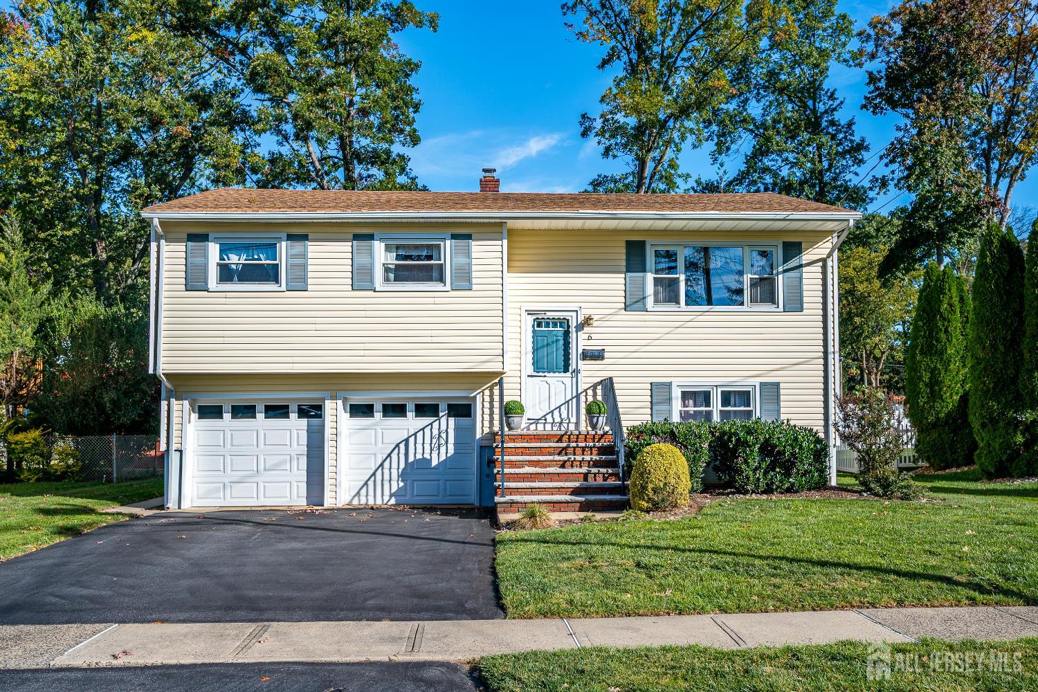 6 Sheffield Place, Metuchen, 08840, NJ