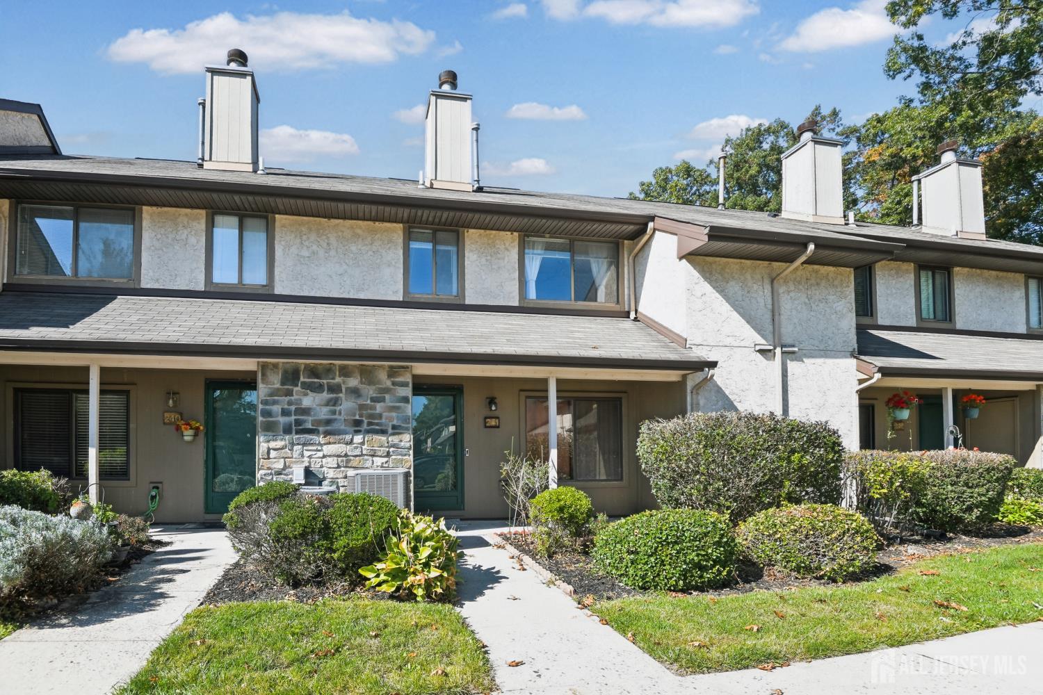 241 Hampshire Drive, Plainsboro, 08536, NJ