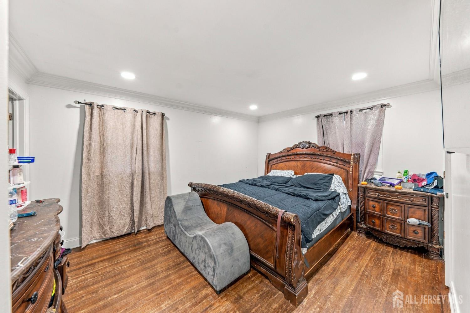 Listing photo 7