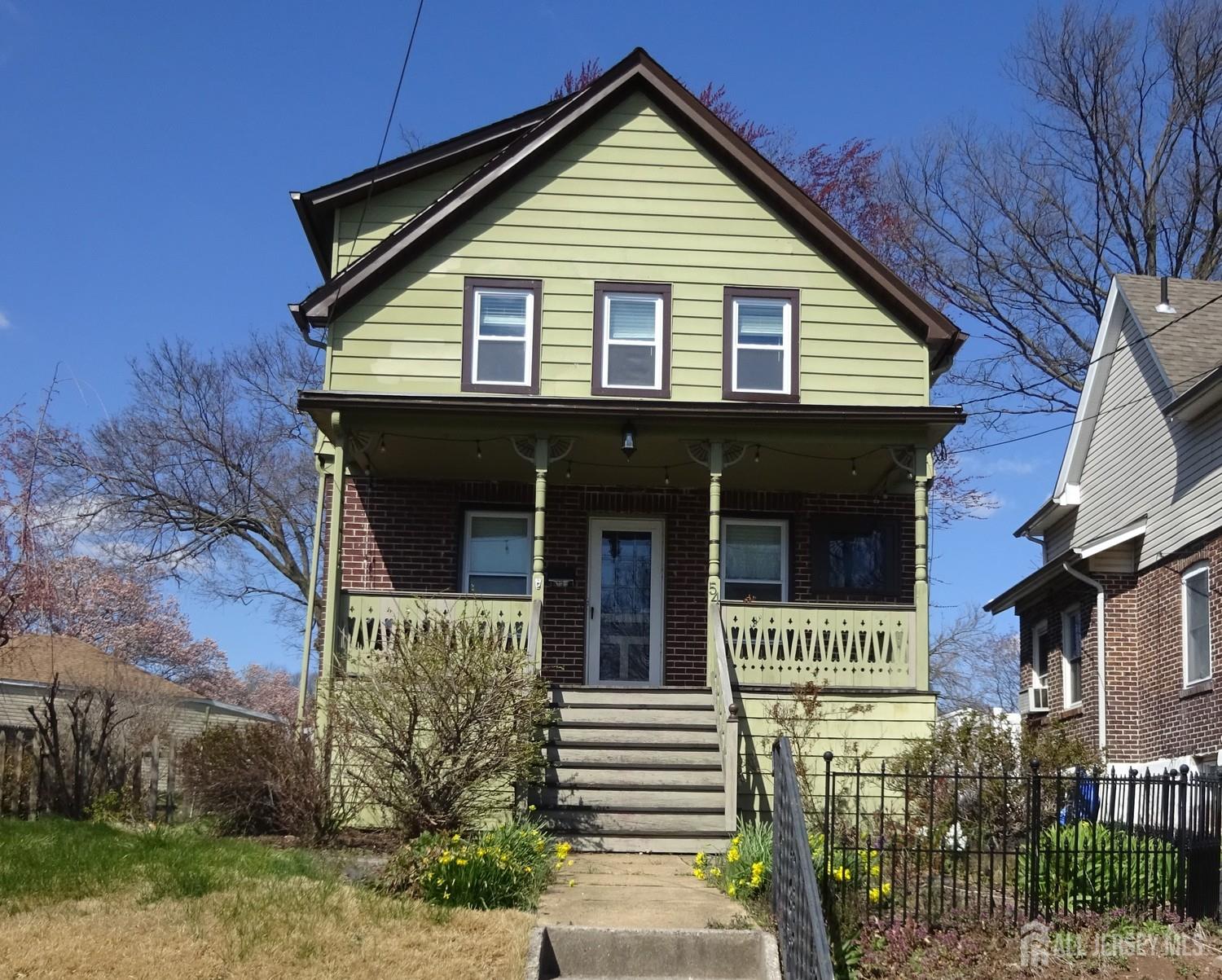54 Evergreen Avenue, Fords, 08863, NJ