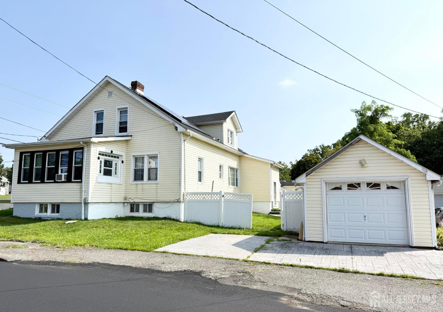 Photo 2 of Single family home for sale at 73 Laurence Pkwy, Old Bridge, NJ 08879 | MLS# 2706835R | Listing updated on 2026-10-26