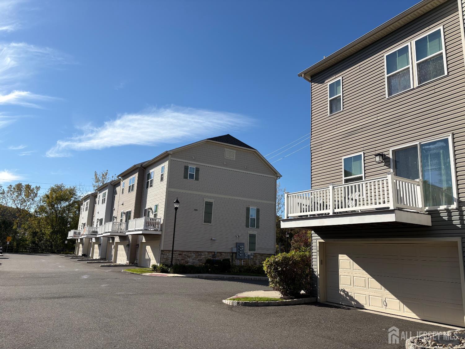 Photo 2 of Townhouse for sale at 101 Bayside Ct, South Amboy, NJ 08879 | MLS# 2706983R | Listing updated on 2026-10-28