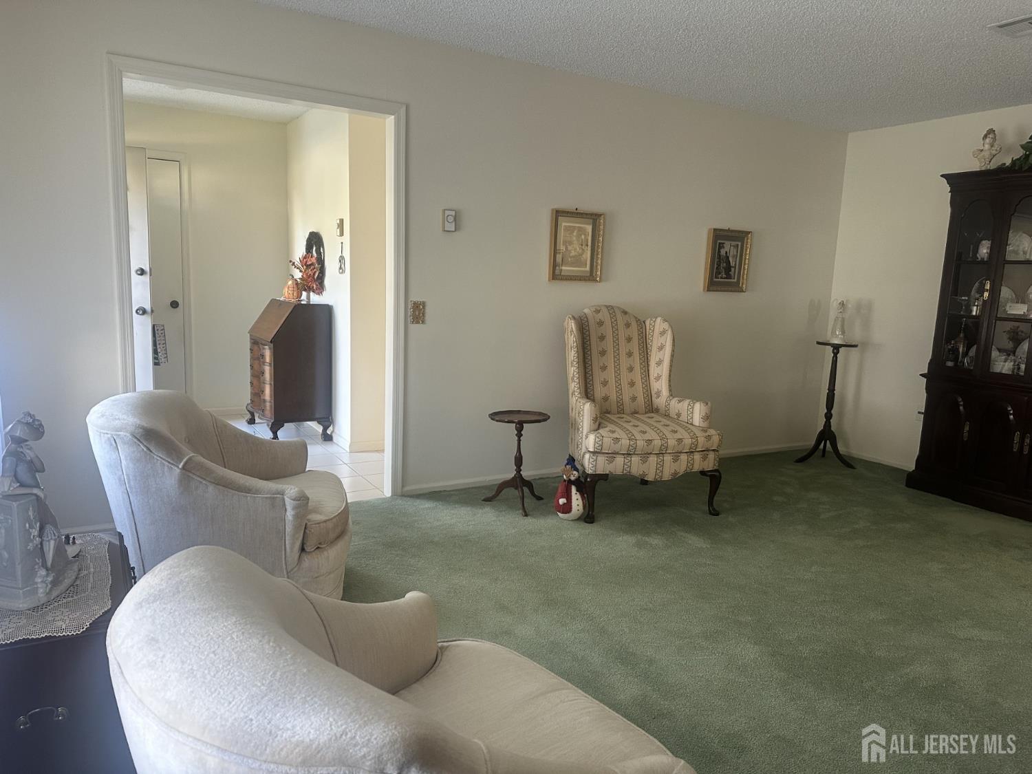 Photo 3 of Condo for sale at 642-a Old Nassau Rd, Monroe Township, NJ 08831 | MLS# 2706106R | Listing updated on 2026-10-30